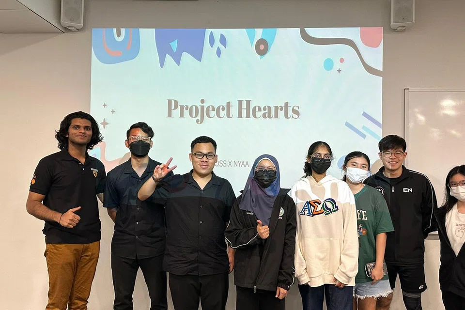 ‘புரோஜெக்ட் ஹார்ட்ஸ்’ (Project Hearts) மாணவர் அமைப்பை நண்பர்களுடன் நிறுவிய பிரணாவ் பிராயன்.