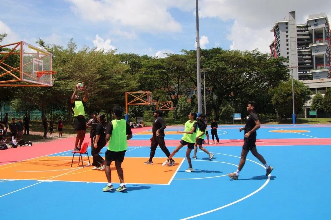 இளையர்களின் வேகத்துக்கு உரமூட்டி விளையாட்டுப் போட்டி