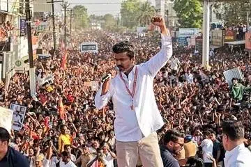 காங்கிரஸ், பாமக, விசிக ஆகிய கட்சிகளுடன் தவெக பேச்சுவார்த்தையைத் தொடங்கியது.