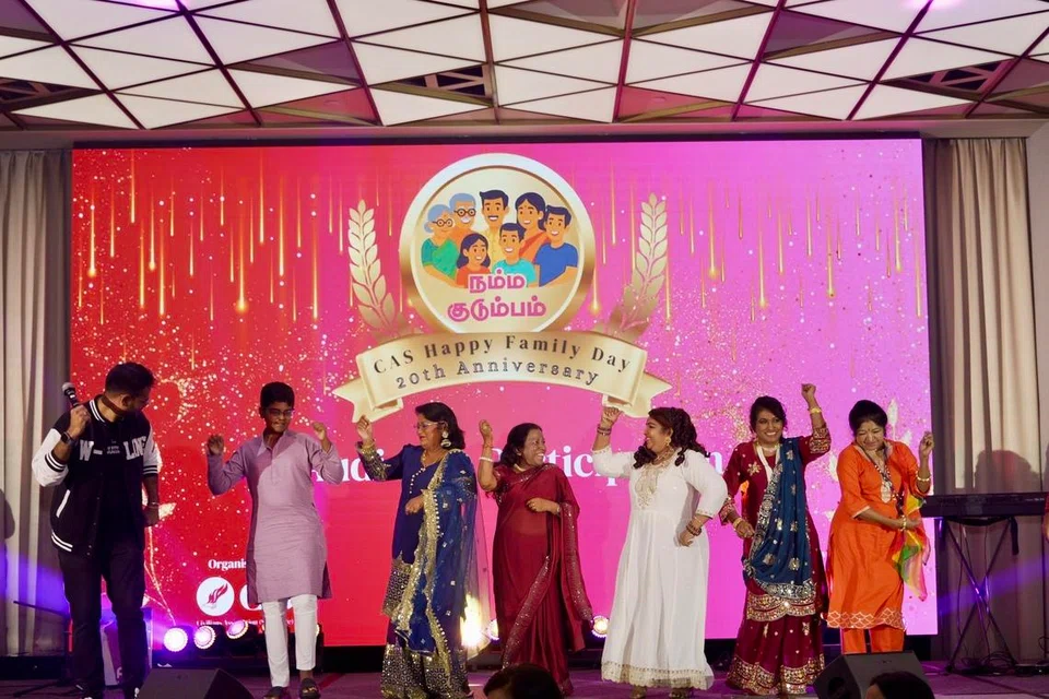 மீடியாகார்ப் தமிழ்ச் செய்தி, நடப்பு விவகாரப் பிரிவும் சிங்கப்பூர்ப் பொதுமக்கள் சங்கமும் இணைந்து ‘நம்ம குடும்பம்’ குடும்ப தின விருந்து நிகழ்ச்சிக்கு ஏற்பாடு செய்திருந்தன.