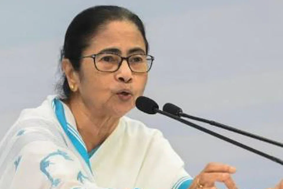 மேற்கு வங்க முதலமைச்சர் மம்தா பானர்ஜி.