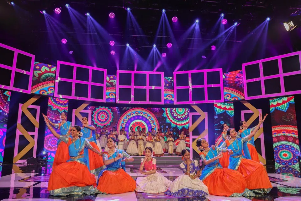 ஆடல், பாடல், கதைசொல்லல் எனப் பல்வேறு அங்கங்கள் பார்வையாளர்களை வெகுவாகக் கவர்ந்தன.