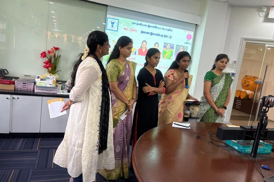 ‘திணை இலக்கியத் திரட்டு’ வாயிலாகப் புறநானூற்றில் வரும் ஐந்து பாடல்கள் விளக்கும் கதைகள் எடுத்துரைக்கப்பட்டன.