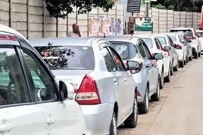 பெங்களூரு சாலைகளில் வாகனங்களை நிறுத்த ஆண்டுக்கட்டணம்