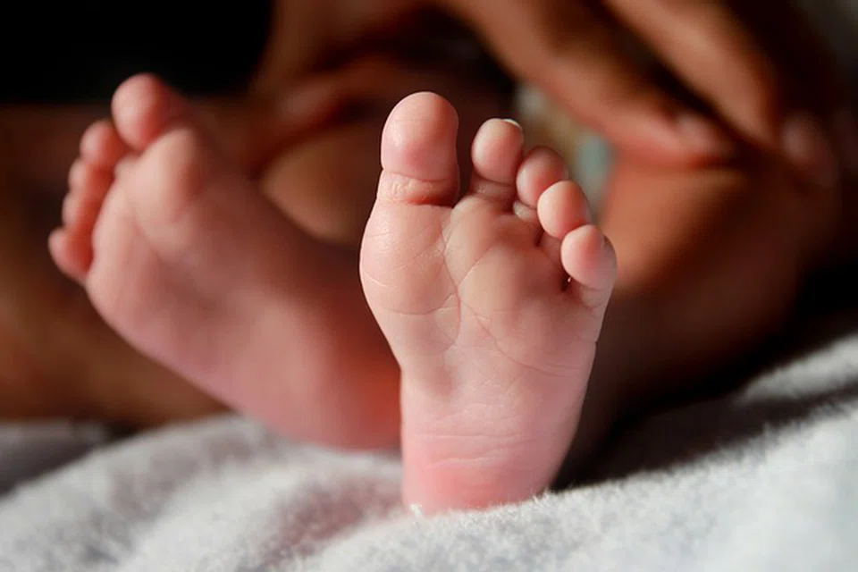 ஞாயிற்றுக்கிழமை காலை கிரண் கன்வாருக்கு அறுவை சிகிச்சை மூலம் நான்கு குழந்தைகள் பிறந்தன. அவற்றில் இரண்டு பெண் குழந்தைகள்; இரண்டு ஆண் குழந்தைகள்.