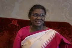 இந்திய அதிபர் திரெளபதி முர்மு.