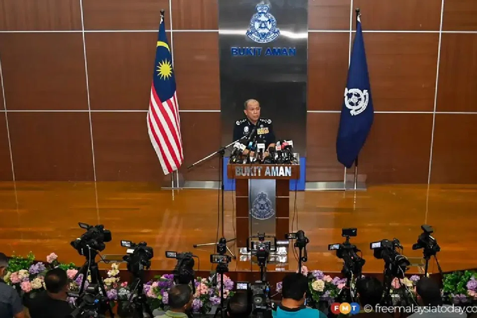 030c0fd8-a528-44e9-a3d8-7fb1618c36c9