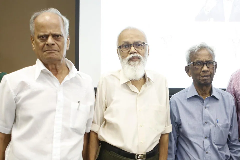 மூத்த எழுத்தாளர்கள் மா. இளங்கண்ணன், இராம. கண்ணபிரான், பி. கிரு‌ஷ்ணன்.