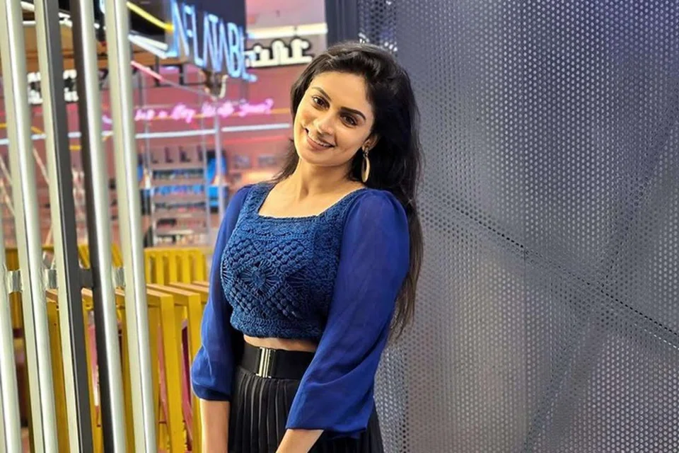பிரியாலயா.