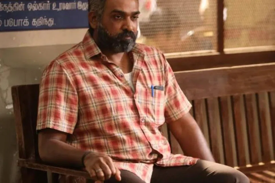 ‘மகாராஜா’ படத்தில் சிறந்த நடிப்பை வெளிப்படுத்தியதற்காக விஜய் சேதுபதிக்கு சிறந்த நடிகருக்கான விருது வழங்கப்பட்டது. 