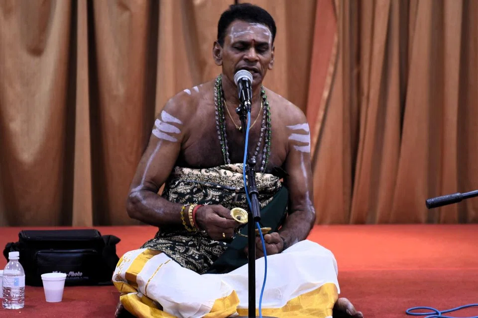 சிங்கப்பூரில் 28 ஆண்டுகளாக ஓதுவராகப் பணியாற்றிய வே. சுந்தரமூர்த்தி.