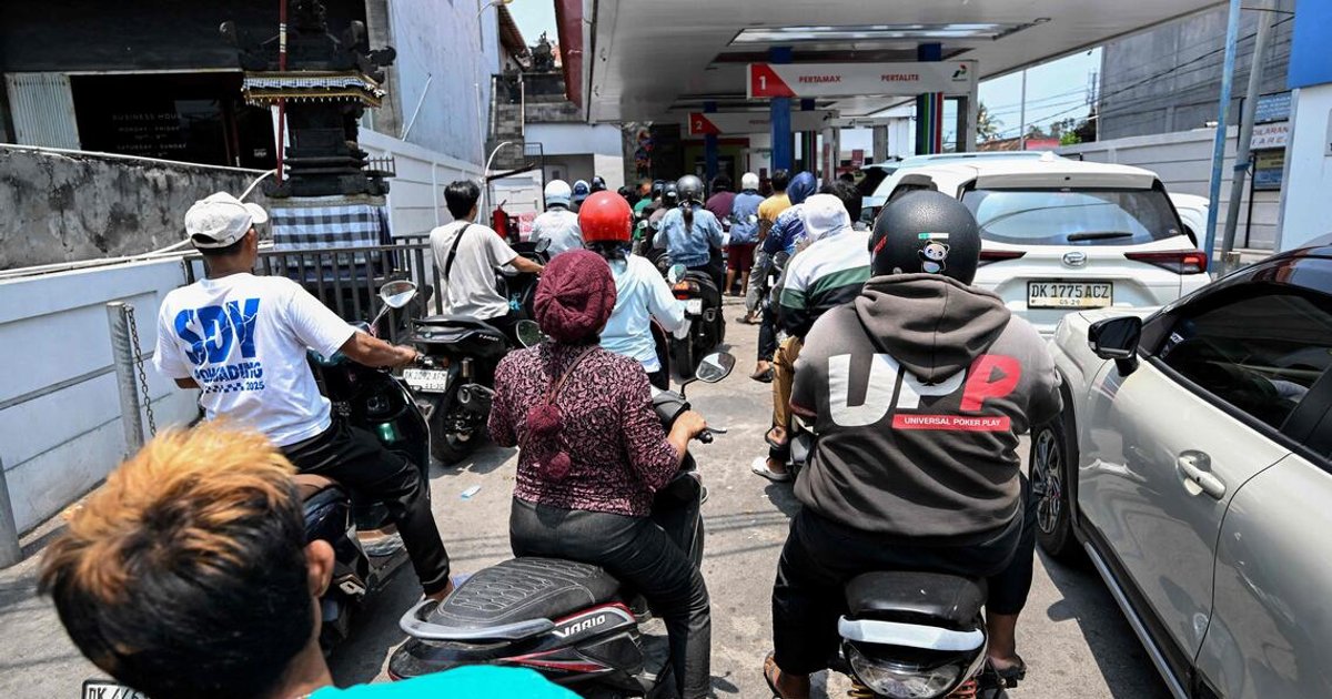 சிங்கப்பூருக்கான இயற்கை எரிவாயு ஏற்றுமதியைக் குறைத்தது இந்தோனீசியா