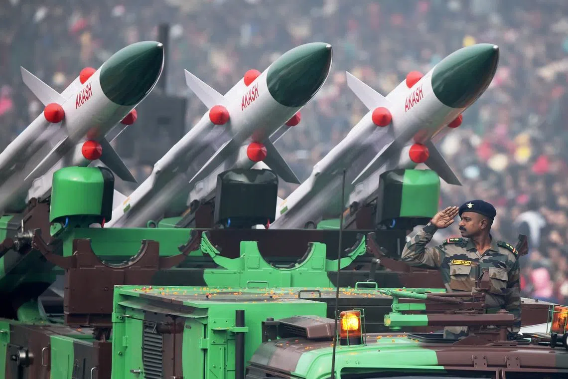 அனைத்துலக ஆயுத இறக்குமதி: இரண்டாம் இடத்தில் இந்தியா, முதலிடத்தில் உக்ரேன்