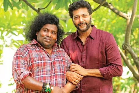 யோகி பாபு, ரவி மோகன்.