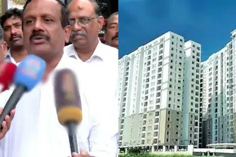 பாதிக்கப்பட்ட குடியிருப்போர் நலச்சங்கத் தலைவர் கணபதி சுரேஷ் தலைமையில் குடியிருப்பாளர்கள் சென்னை காவல்துறை தலைமை இயக்குநர் (டிஜிபி) அலுவலகத்தில் புகார் மனு அளித்தனர்.