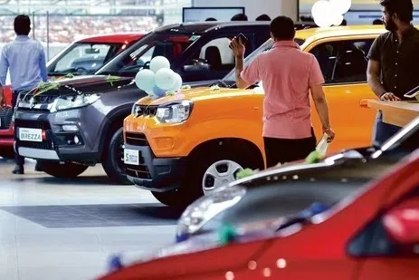 ‘ஜிஎஸ்டி’ குறைப்பால் கார் வர்த்தகத்தில் எழுச்சி: ஒரே நாளில் 30,000 கார்களை விற்ற மாருதி நிறுவனம்