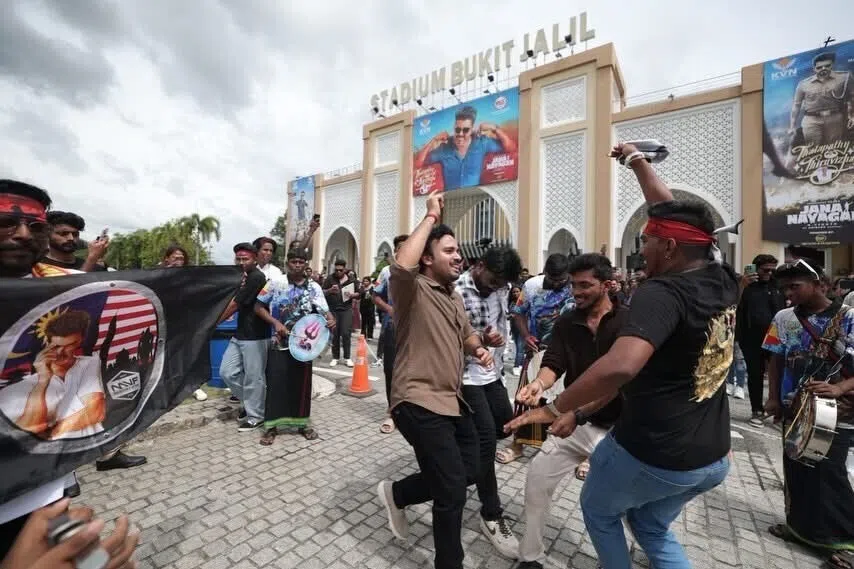 80,000க்கும் மேற்பட்ட ரசிகர்கள் முன்னிலையில் ‘ஜனநாயகன்’ இசை வெளியீட்டு விழா