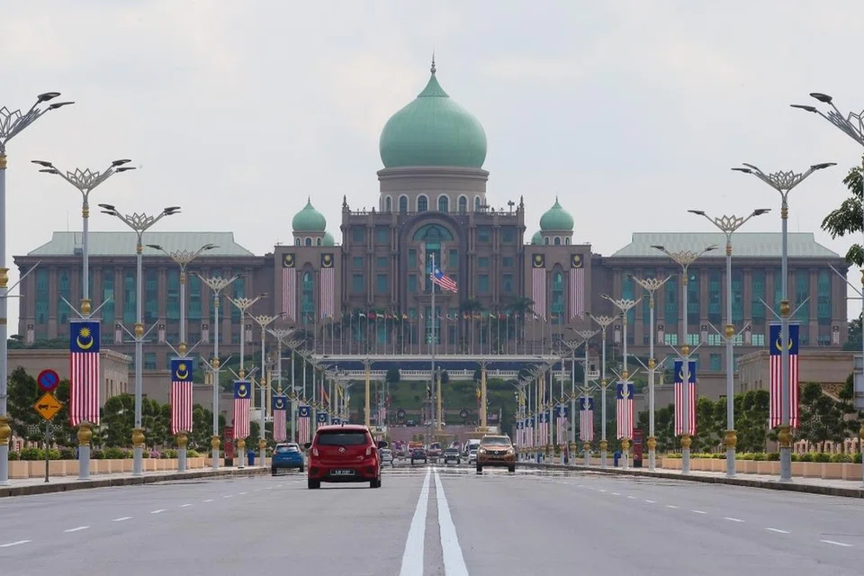 aa93c06e-d073-4f61-8e4f-89a9ca2364fe