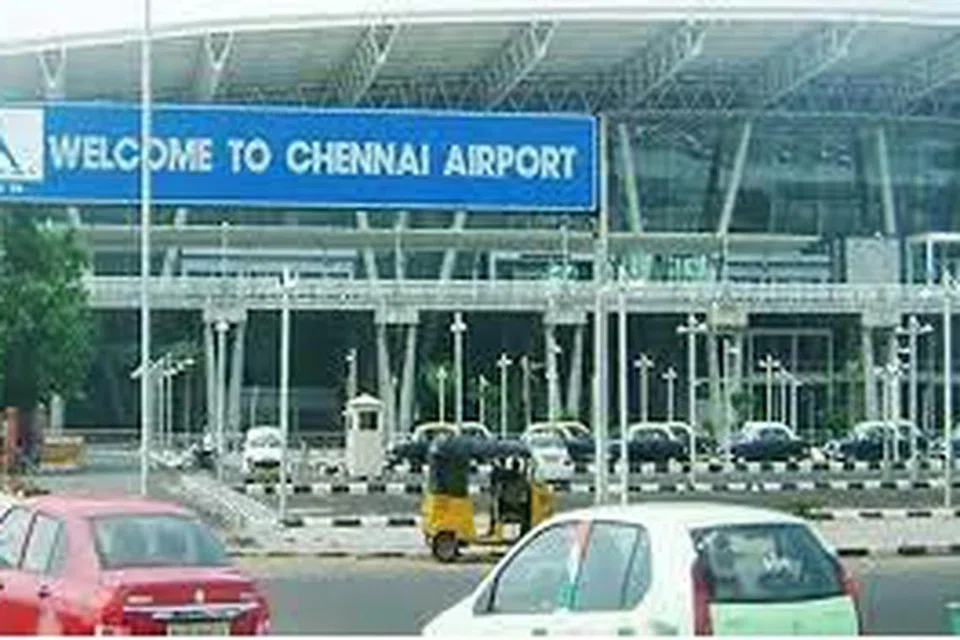 சென்னை விமான நிலையம்.