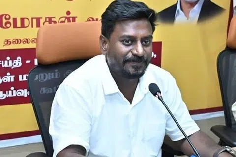 அமைச்சர் ராஜ்மோகன்.