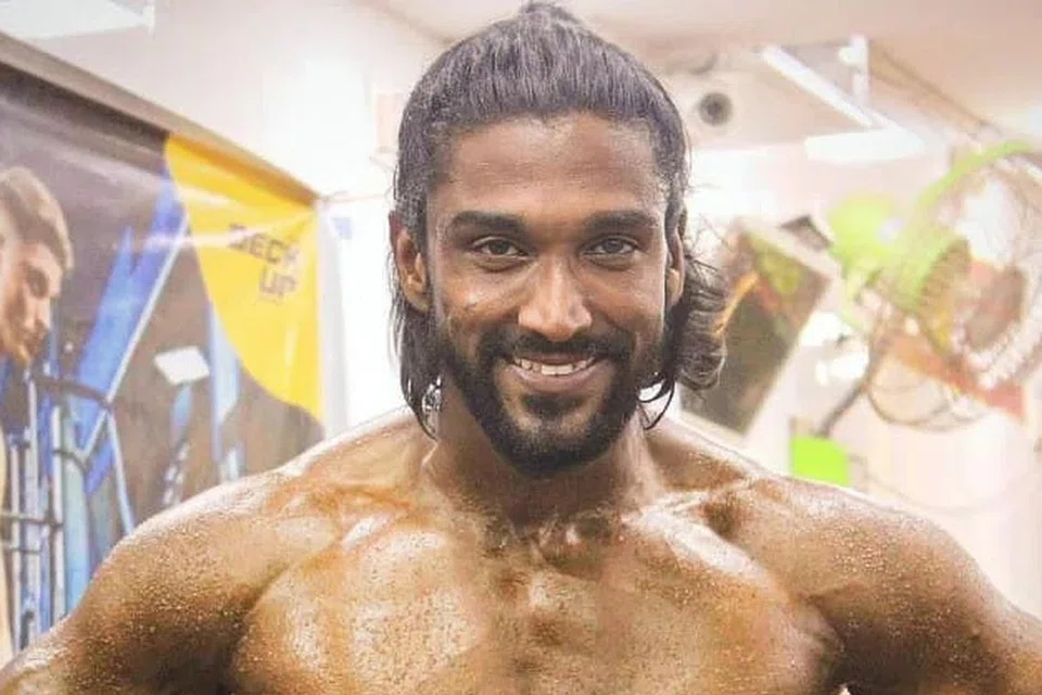 யோகேஷ்.