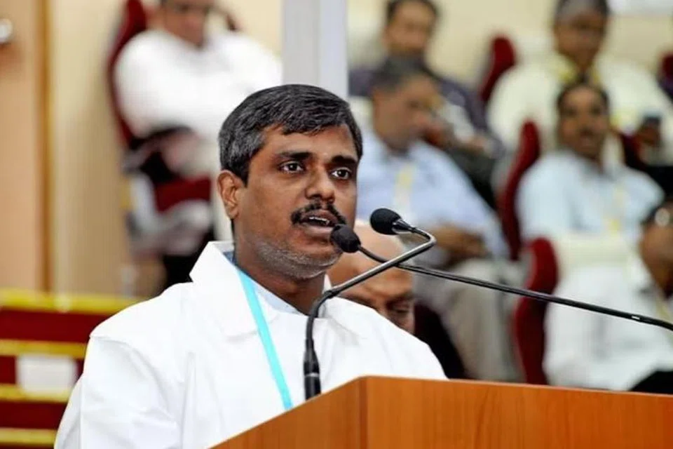 “நான் ஓர் எளிமையான நபர். என்னால் இவ்வளவு தூரம் வர முடியும் என்றால் எல்லோராலும் முடியும். அது நம் கைகளில் தான் இருக்கிறது,” என்கிறார் சந்திரயான்-3 திட்ட இயக்குநர் வீரமுத்துவேல்.