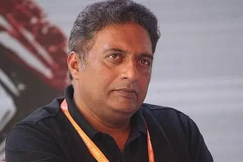 நடிகர் பிரகாஷ் ராஜ்.