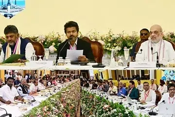 மாநாட்டில் பேசிய திரு விஜய், வசதியில்லாத, கிராமப்புற மாணவர்களைப் பாதிக்கும் நீட் தேர்வில் இருந்து தமிழகத்திற்கு விலக்கு அளித்து, 12ஆம் வகுப்பு மதிப்பெண் அடிப்படையில் மருத்துவச் சேர்க்கை நடத்தப்பட வேண்டும் எனக் கேட்டுக்கொண்டார்.