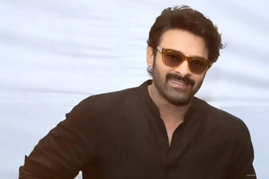 ஜப்பான் ரசிகர்களைச் சந்திக்கும் பிரபாஸ்