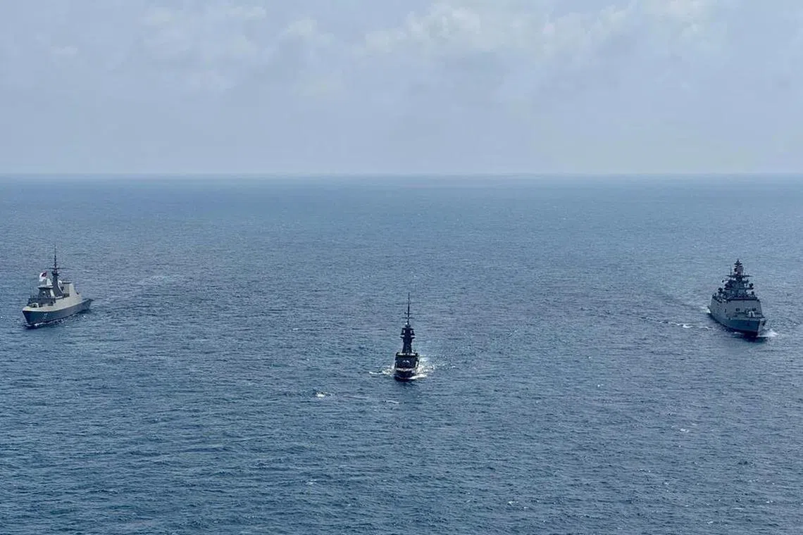 சிங்கப்பூர், இந்தியக் கடற்படைகளின் 5-நாள் பயிற்சி நிறைவு