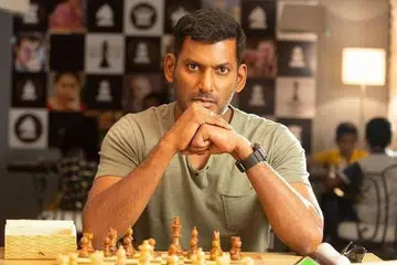 நடிகர் விஷால். 