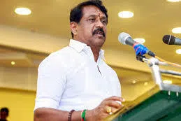 தமிழகத்தில் பாஜக வெற்றி பெற வாய்ப்புள்ள 65 தொகுதிகள்: அமித் ஷாவிடம் பட்டியல் வழங்கிய நயினார் 