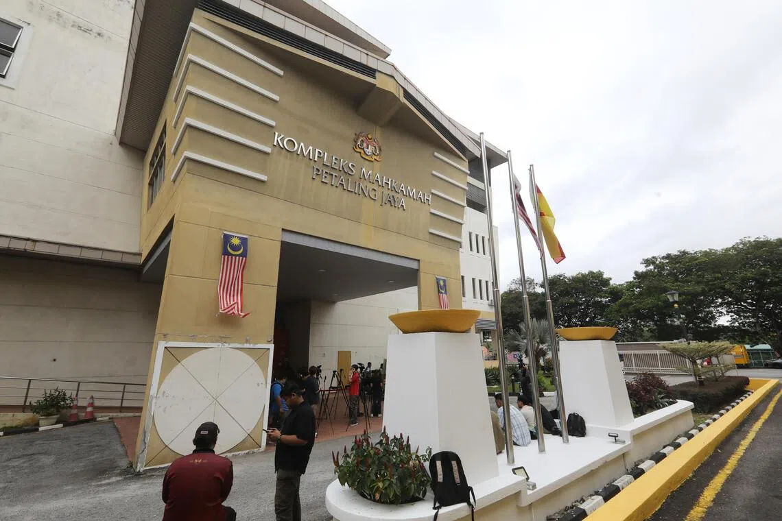 பள்ளி கண்காணிப்புக் கேமராக்களைக் காவல்துறையுடன் இணைக்க பரிந்துரை