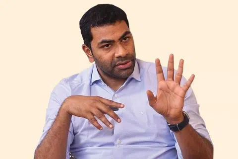 ஆதவ் அர்ஜுனா.