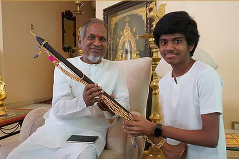 இளையராஜாவுடன் லிடியன்.