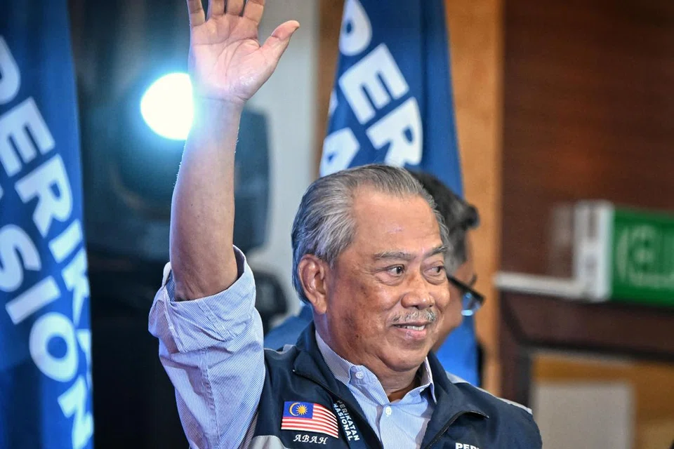 திரு முகைதீன் யாசின்.