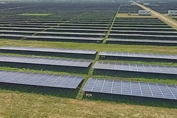 தமிழகத்தில் புதிய உச்சத்தைத் தொட்டது சூரிய மின்சக்தி உற்பத்தி