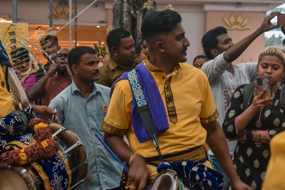 தைப்பூசம் 2024ல் ஒவ்வொரு பஜன், உருமி மேள இசைக்குழுவுக்கும் பாத ஊர்வலப் பாதையில் நான்கு இசைக் கருவிகளை வாசிக்க அனுமதி வழங்கப்பட்டுள்ளது. சென்ற ஆண்டு ஓர் இசைக்கருவியே அனுமதிக்கப்பட்டது.