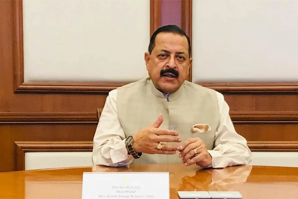 ‘சந்திரயான்-4’ திட்டத்துக்கு மத்திய அமைச்சரவை ஒப்புதல் அளித்து 2,104 கோடி ரூபாய் நிதியை ஒதுக்கியுள்ளது.