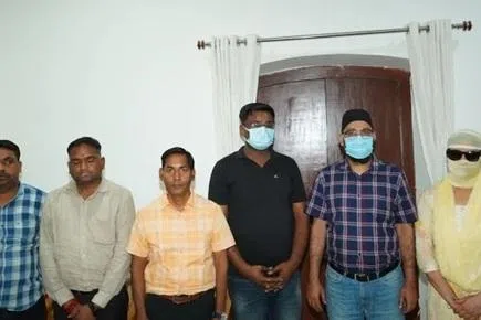 சட்டவிரோத சிறுநீரக தானம்: உ.பியில் ஐந்து மருத்துவர்கள் கைது