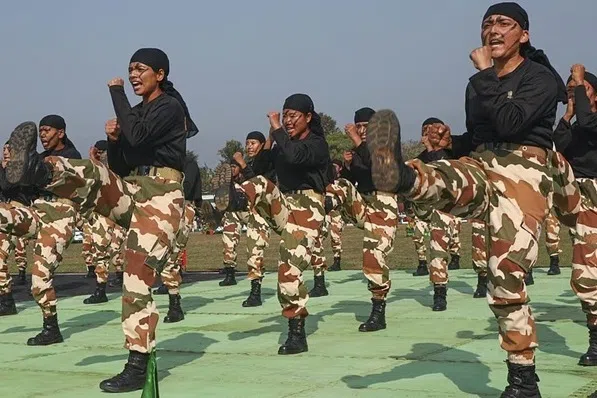 இந்தோ, திபெத் எல்லை காவல்படை திட்டம்: இந்திய-சீன எல்லையில் 10 மகளிர் கண்காணிப்பு மையம் 