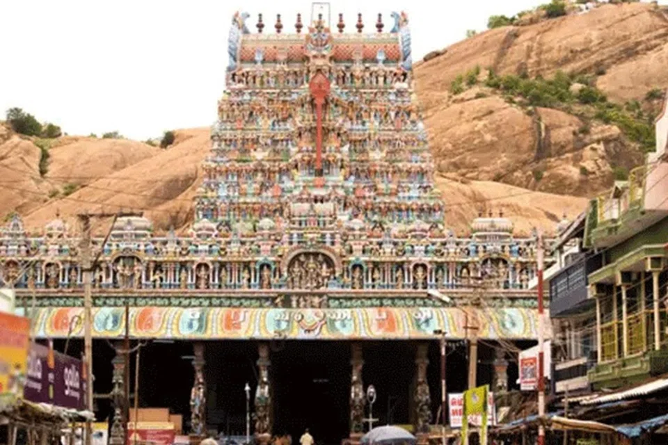 திருப்பரங்குன்றம் மலைக்கோவில். 