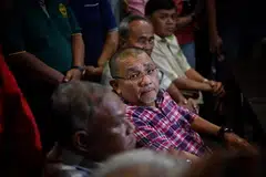 முன்னாள் மலேசிய அமைச்சரும் அம்னோ கட்சியின் முன்னாள் உதவித் தலைவருமான முகம்மது இசா அப்துல் சமாட்டுக்கு விதிக்கப்பட்ட ஆறு ஆண்டுகள் சிறைத் தண்டனை ரத்து செய்யப்பட்டது.