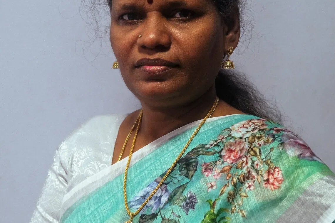 வெண்மலர்