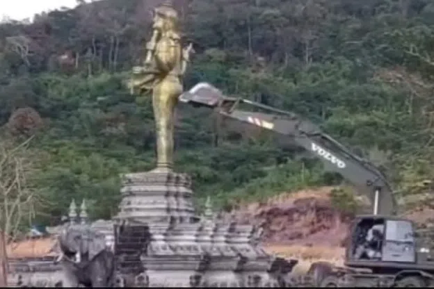 கம்போடியாவில் தகர்க்கப்பட்ட விஷ்ணு சிலை, இந்தியா கண்டனம் 