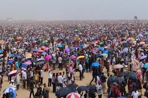 மெரினா கடற்கரை.