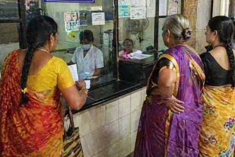  கட்டணப் பட்டியல்கள் தமிழ் போன்ற உள்ளூர் மொழிகளிலும் ஆங்கிலத்திலும் இடம்பெற வேண்டும் என வலியுறுத்தப்பட்டுள்ளது.