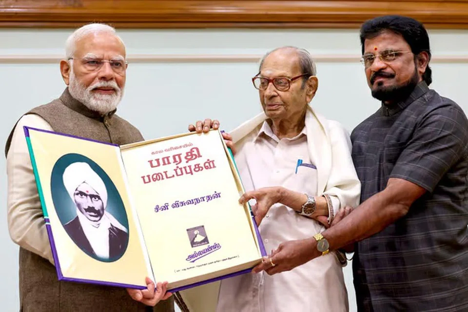 இந்தியத் திருநாட்டின் முன்னேற்றத்துக்காக வாழ்வை அர்ப்பணித்தவர் என்று பாரதியாருக்கு பிரதமர் மோடி புகழாரம்.