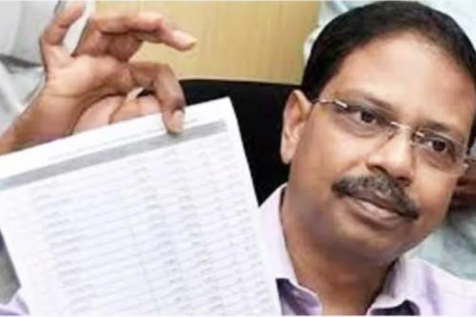 சென்னை தலைமைச் செயலகத்தில் இன்று தலைமை தேர்தல் அதிகாரி சத்யபிரதா சாஹு வெளியிட்டார்