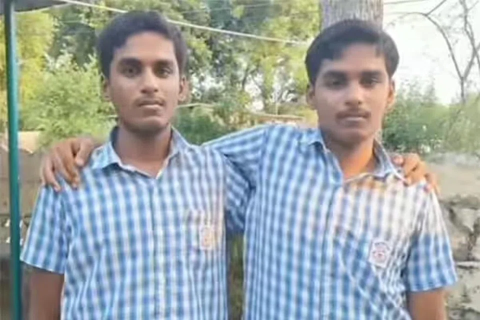 இரட்டைச் சகோதரர்களான நிகில், நிர்மல்.
